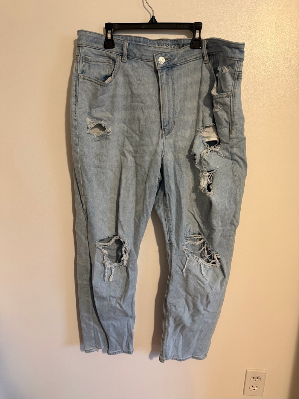 American Eagle Distressed Stretch Highest Rise Mom Jean